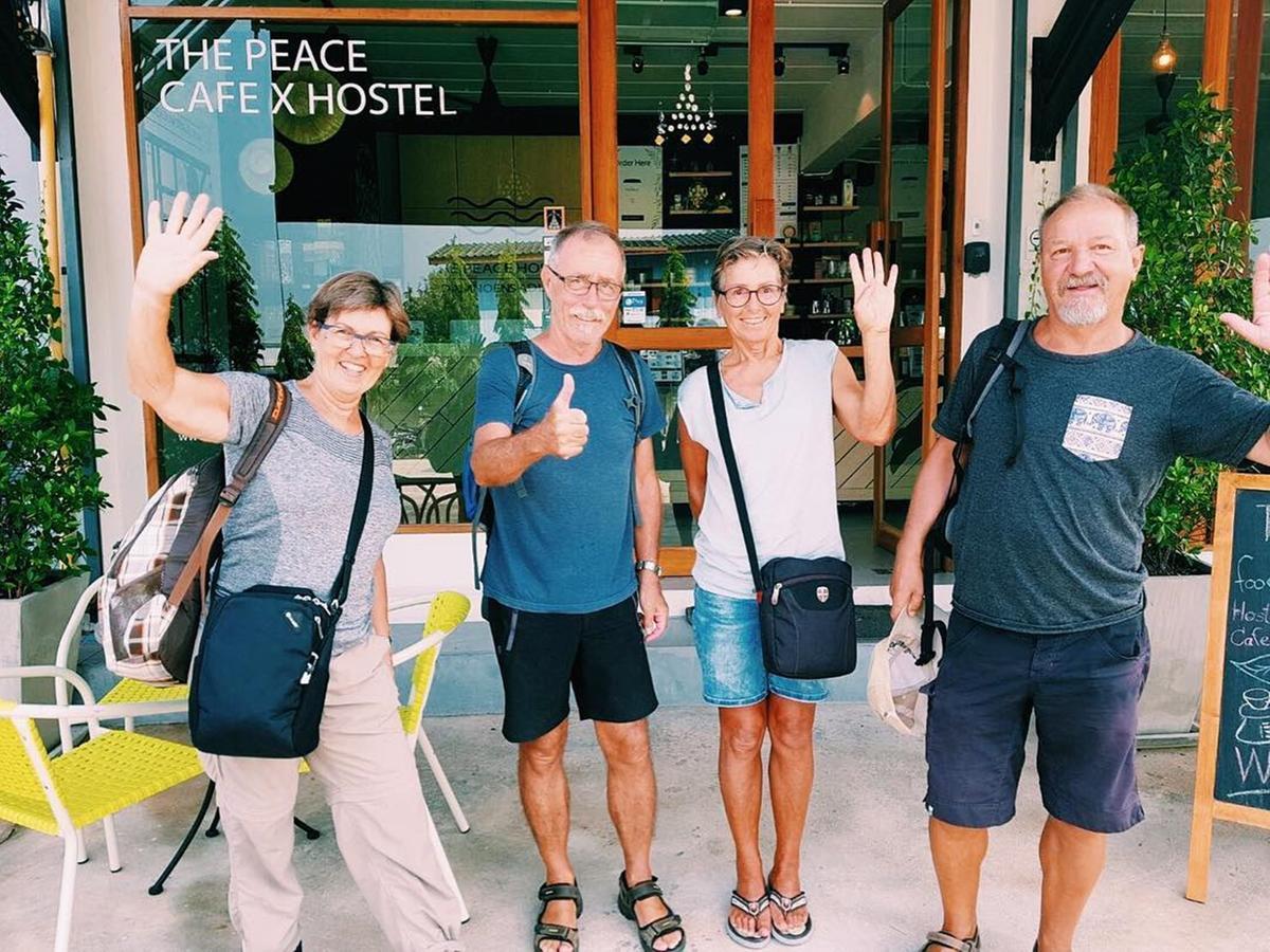 הוסטל Damnoen Saduak The Peace מראה חיצוני תמונה